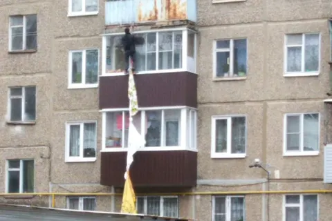 В майские праздники в Ярославской области нашли двух «тарзанов»: видео