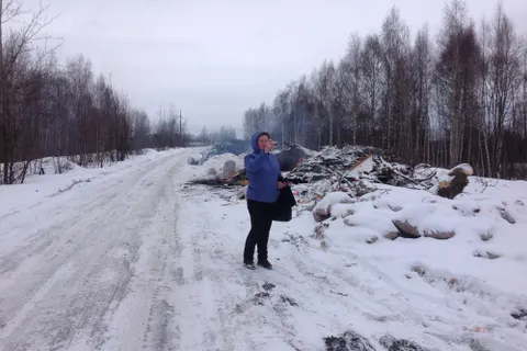 За заводом «Луч» обнаружили несанкционированную свалку отходов