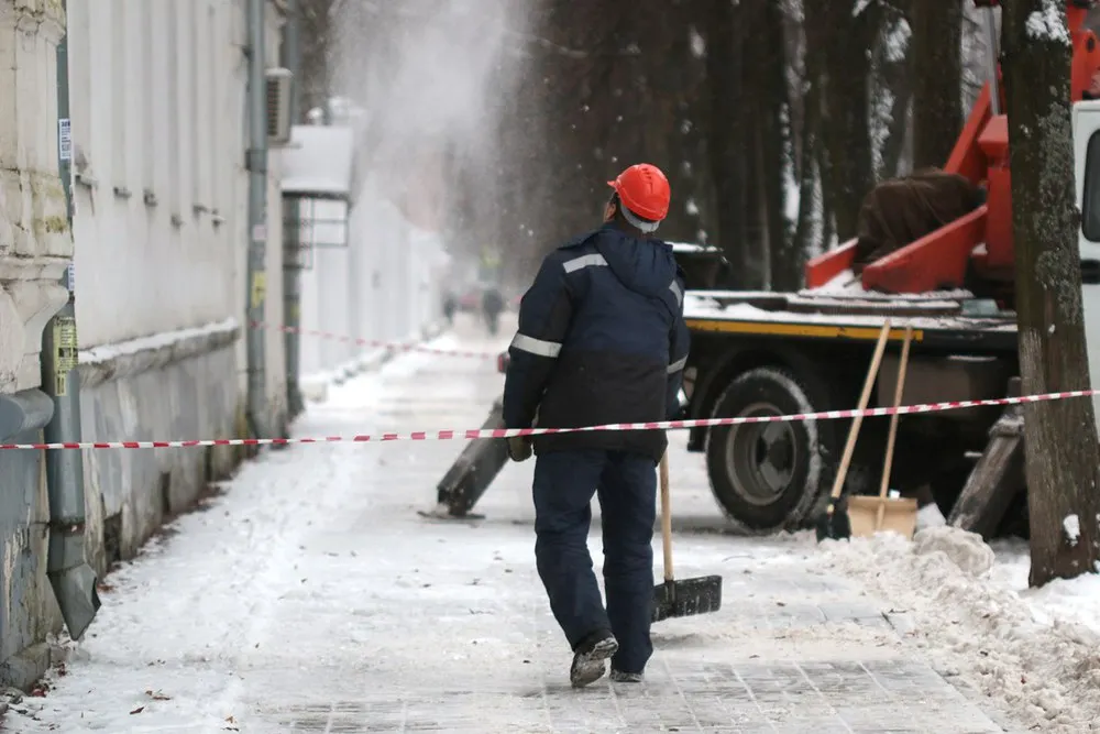 Ярославские власти объявили войну сосулькам