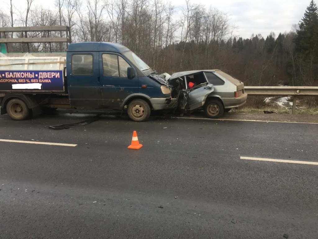 В ДТП под Гаврилов-Ямом погибла 37-летняя женщина