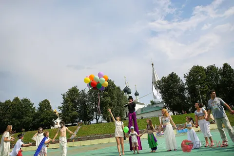 В Ярославле прошел первый детский карнавал. Фоторепортаж