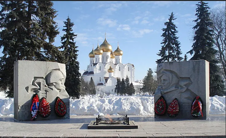 В Ярославле задержан мужчина, сжигавший венок в «Вечном огне»