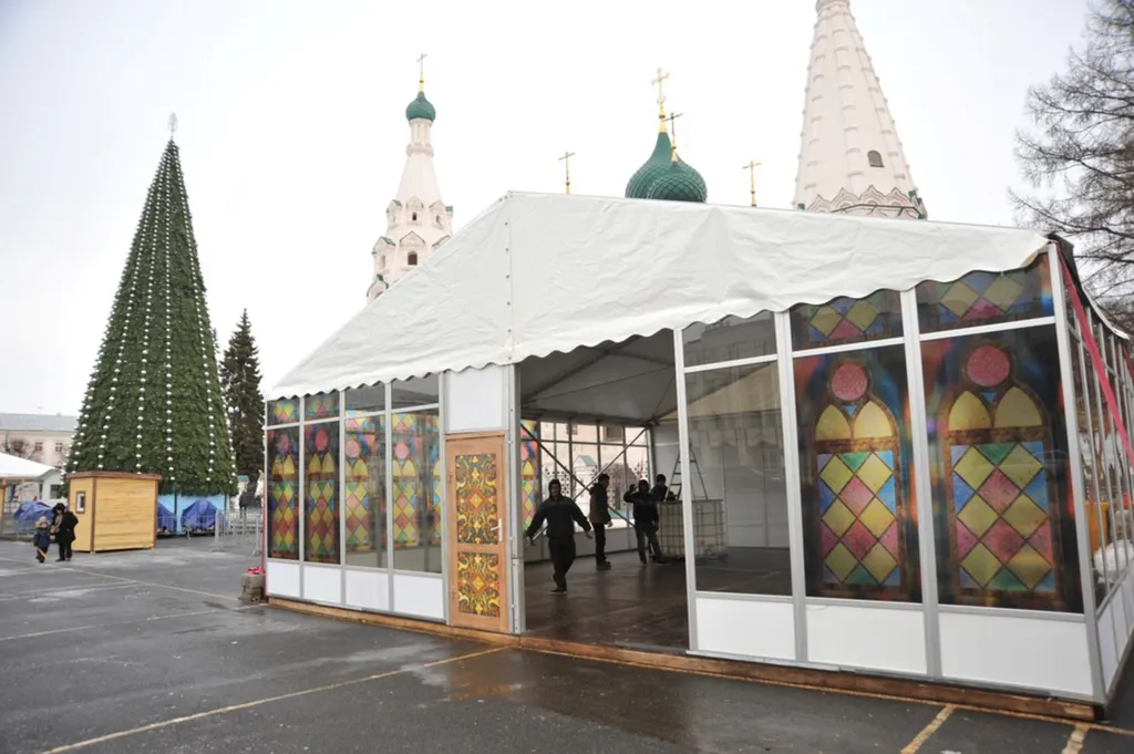 На Советской площади в Ярославле откроют резиденцию Деда Мороза