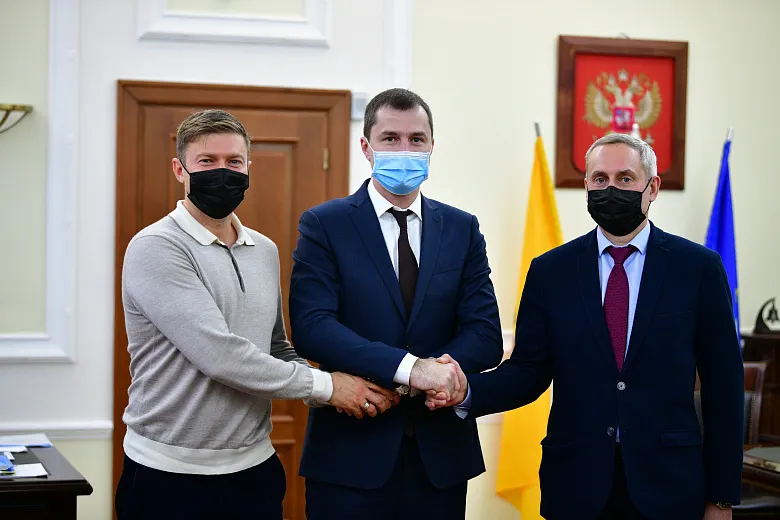 Мэр Ярославля решил помирить бизнесмена-депутата и собственника хлебозавода