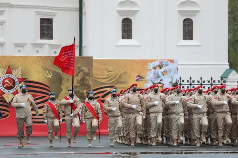 В Ярославле празднуют День Победы