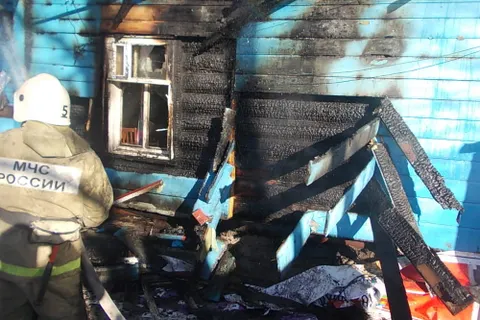 В Угличе на пожаре утром погиб человек