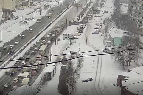 В Ярославле на Московском проспекте развернуло троллейбус