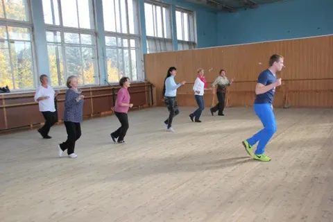 В Ярославле прошел мастер-класс по буги-вуги для пожилых людей
