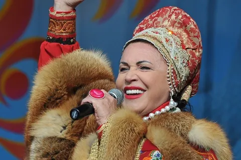 В Ярославле начали праздновать широкую Масленицу. Фоторепортаж