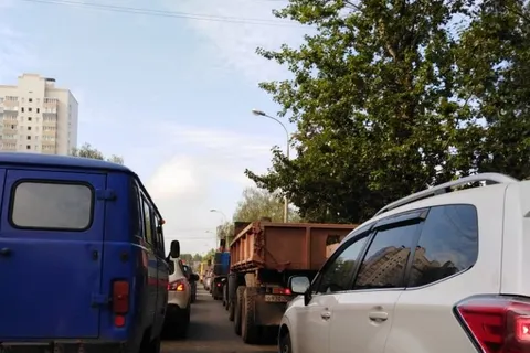 Перекрытие Тутаевского шоссе в Ярославле началось с пробок