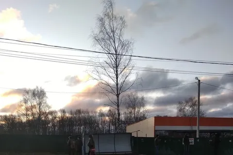 В Ярославле из-за ураганного ветра упала стена подъезда