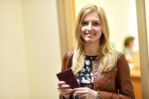 Двухсоттысячным пользователем портала госуслуг в Ярославской области стала студентка