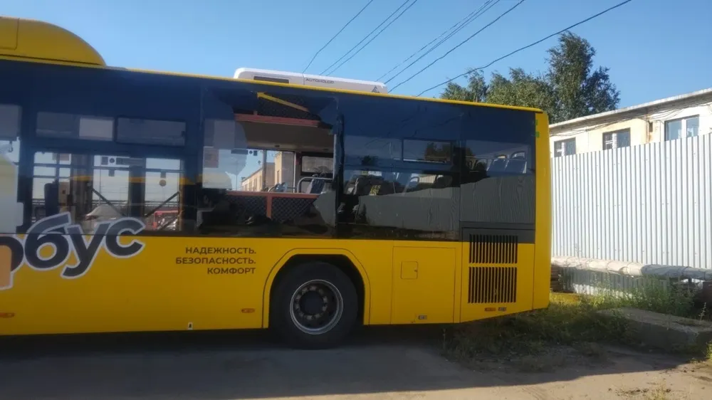 В Ярославле неизвестный выстрелил в «Яавтобус»