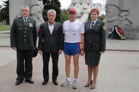 26 юных сверхмарафонцев пробежали по центру Ярославля