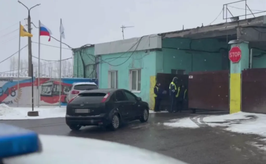 В Ярославле любителя быстро ездить поймали за тонировку