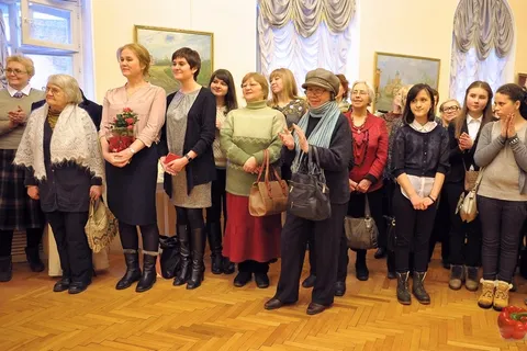 В Ярославле открылась выставка «А ты носи платье, да не снашивай». Фоторепортаж