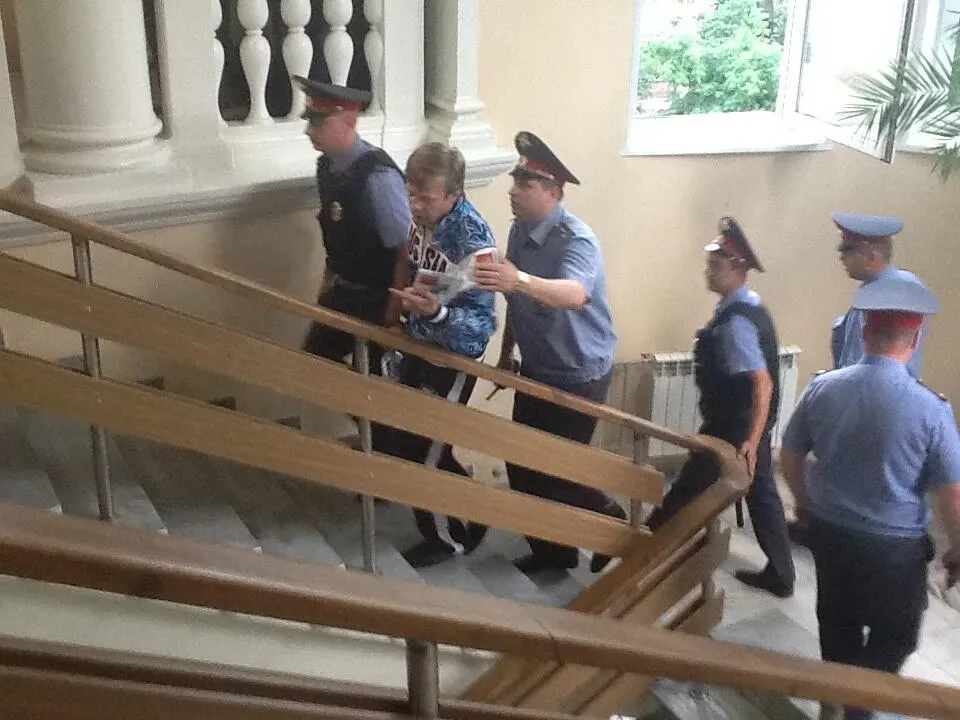 Мэра Ярославля защищают три адвоката