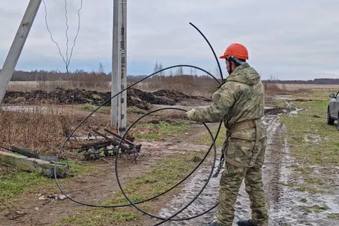 Под Ярославлем завершаются работы по реконструкции воздушной линии ЛЭП