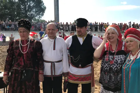 В Рыбинске бурлаками стали китайцы и африканцы