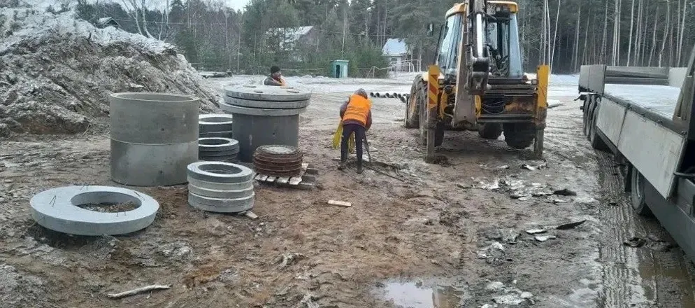 В Ярославской области стройку стадиона продлили до осени