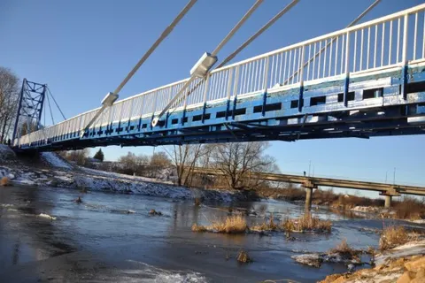 В поселке Борисоглебском Ярославской области открыт пешеходный мост