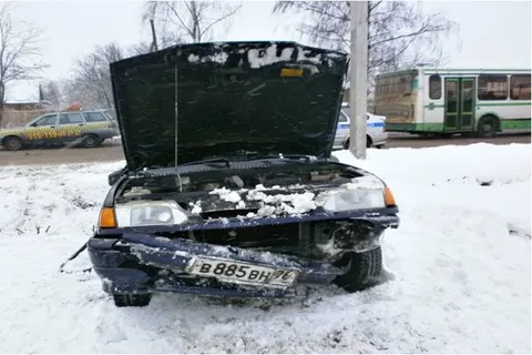 В Ярославской области «пятнадцатая» улетела в кювет и перевернулась