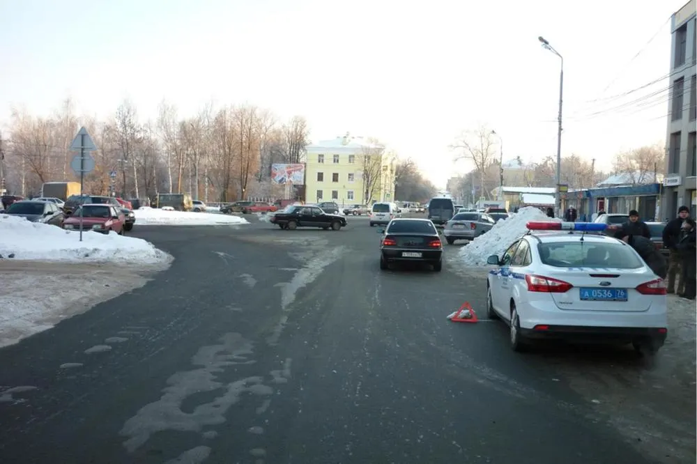 Двадцатилетнему ярославцу не удалось погонять на  «Дэу Нексии»