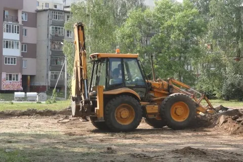 Депутаты муниципалитета Ярославля проверили, как идет строительство социальных объектов