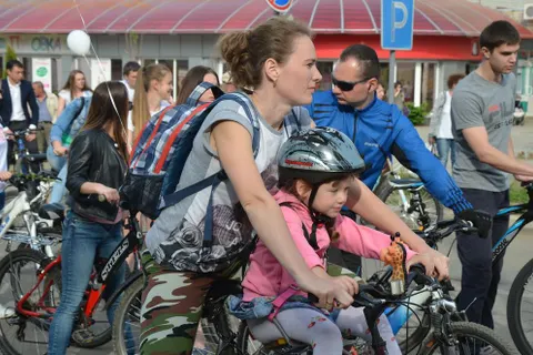 День России в Тутаеве отметили велопробегом в поддержку возвращения городу его исторического имени Романов-Боисоглебск