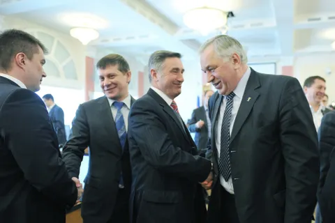 На внеочередном заседании муниципалитета Ярославля внесли поправки в бюджет. Фоторепортаж