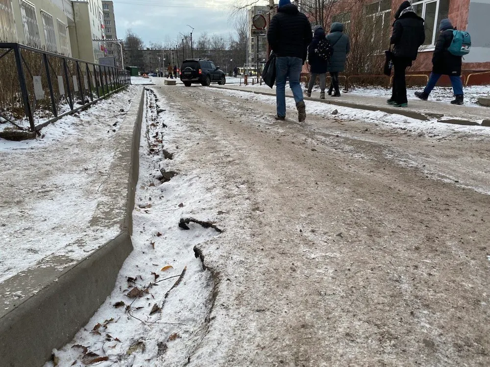 Судьба неотремонтированных дорожных проездов в Ярославле пока не решена