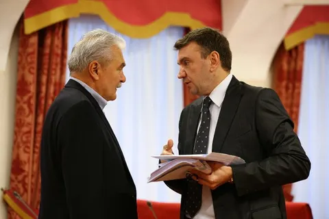 Александр Князьков: «В 2015 году расходы на содержание подразделений Правительства региона будут сокращены»