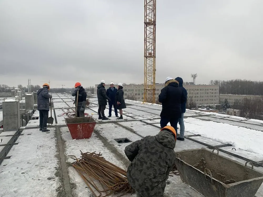 Прокуратура проверила стройку детской больницы в Ярославле
