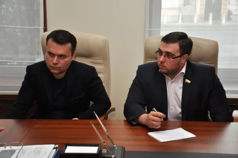 Сергей Ястребов провел встречи с депутатскими фракциями