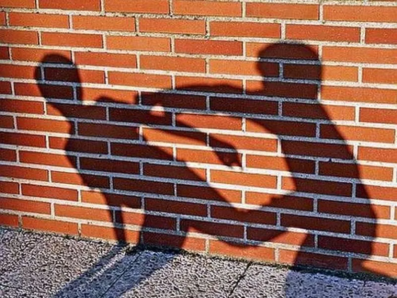 16-летнего подростка, ударившего гантелей товарища, будут судить