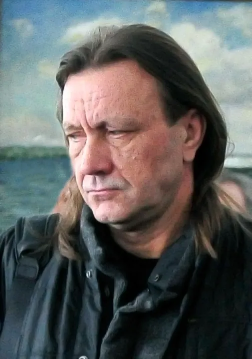 Ярославский художник-иконописец Николай Мухин: «Придется потратиться, но крышу починим. Ремонт уже начали»