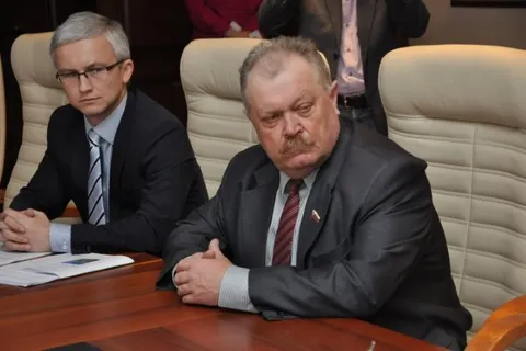 Сергей Ястребов провел встречи с депутатскими фракциями