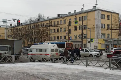 В Ярославле «Скорая помощь» попала в аварию: видео ДТП