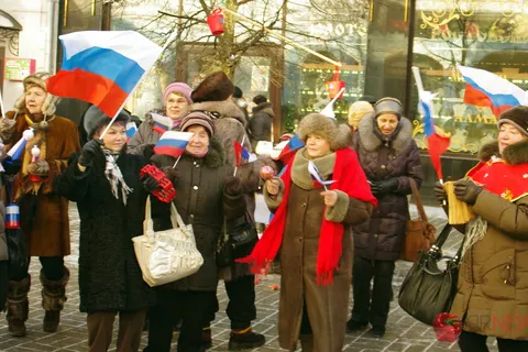 В Ярославле прошел «Забег в валенках». С фото