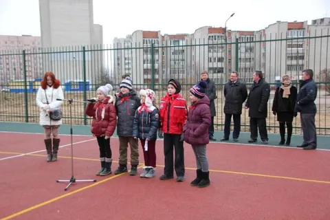 В Ярославле продолжается строительство многофункциональных спортивных площадок