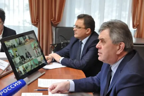 Сергей Ястребов дал поручения по стабилизации эпидемической обстановки в регионе
