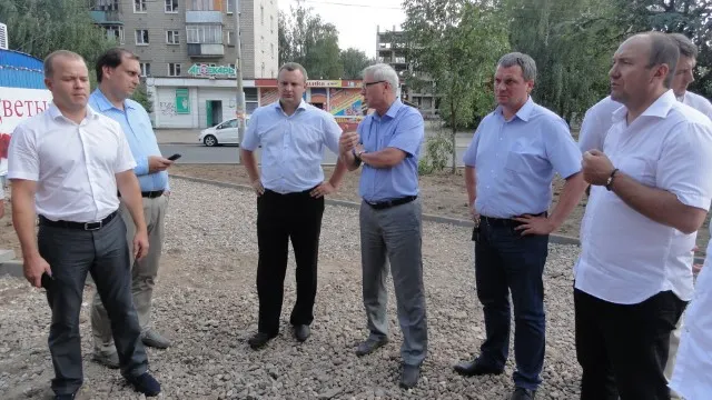 Депутаты муниципалитета Ярославля проверили, как идет строительство социальных объектов