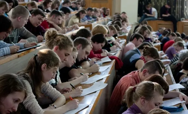 Жители Ярославской области напишут «Тотальный диктант», автором которого стал писатель Алексей Иванов