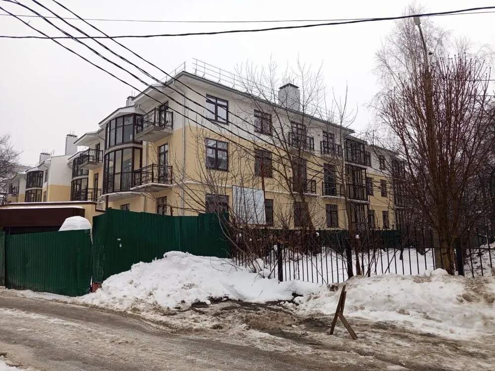 Застройщика элитного дома в Ярославле привлекли за обустройство бассейна