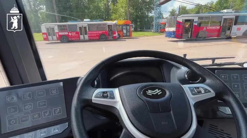 В центре Ярославля готовятся снимать контактную сеть троллейбусов
