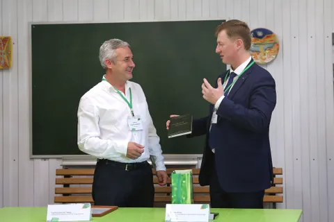 Сбербанк поддерживает уникальное гончарное производство в Ярославской области