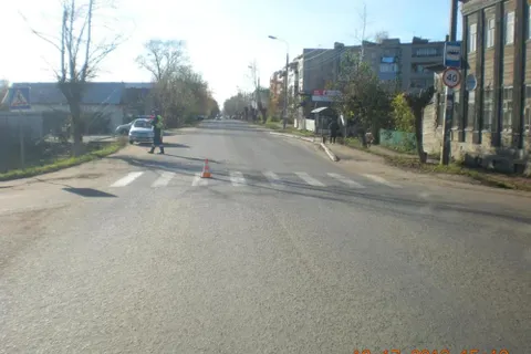 На дороге в Ярославской области пострадали два пешехода
