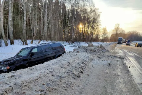 Под Переславлем в одном месте случилось две аварии с пострадавшими