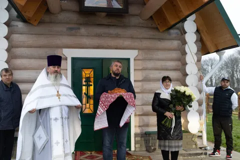 Михаил Крупин построил храм на своей малой родине