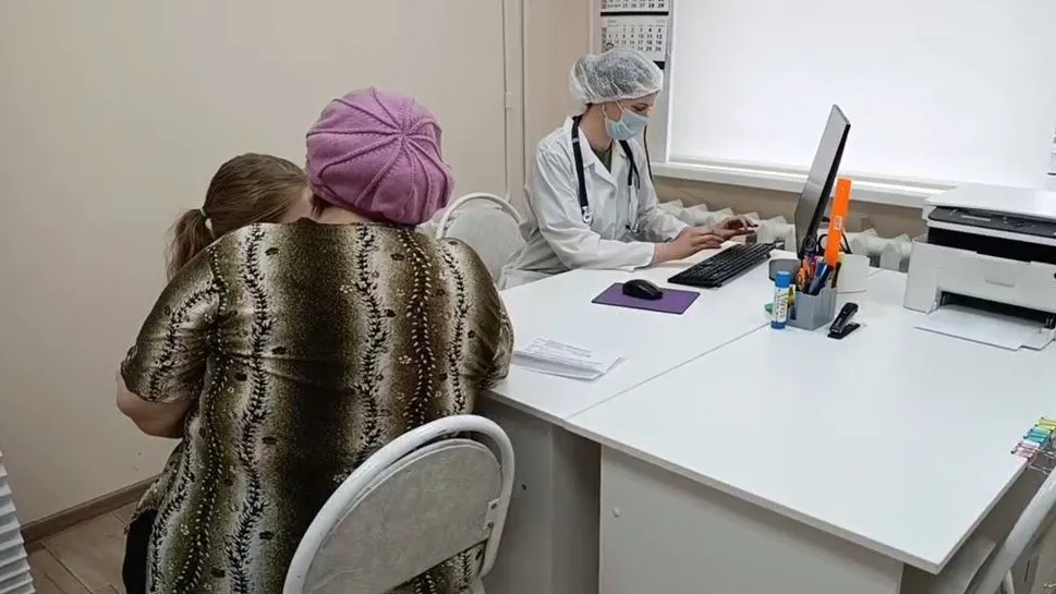 Студенты Ярославского медколледжа участвуют в акции «Добро в село»